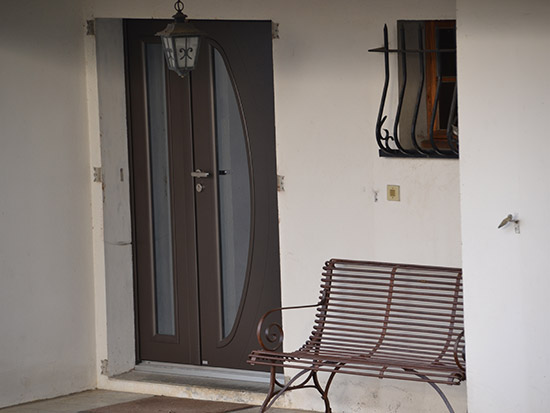 Porte d'entrée vitrée