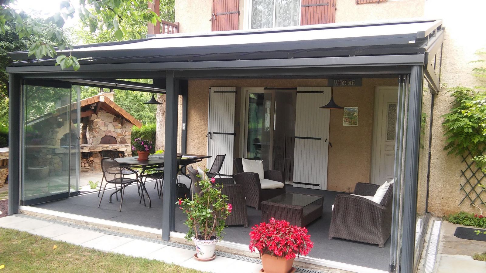 Oasis de verre sur-mesure par votre artisan Miroiterie des Alpes - Komilfo Gap