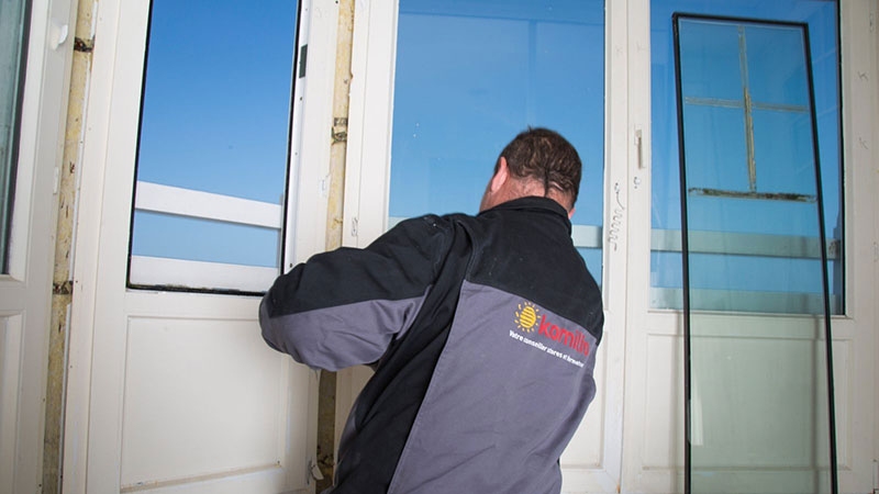 Un artisan poseur qualifié pour isoler votre maison Komilfo