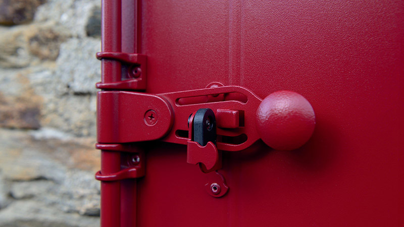 accessoire de sécurité volet battant rouge