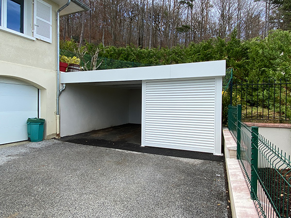 carport adossé blanc en aluminium