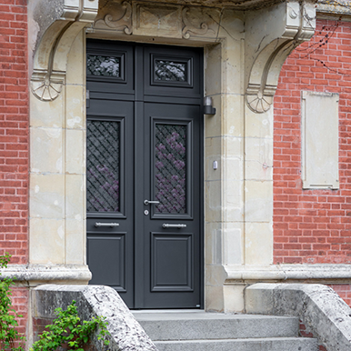 porte d'entrée maison ancienne