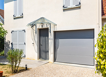 porte de garage sectionnelle plafond