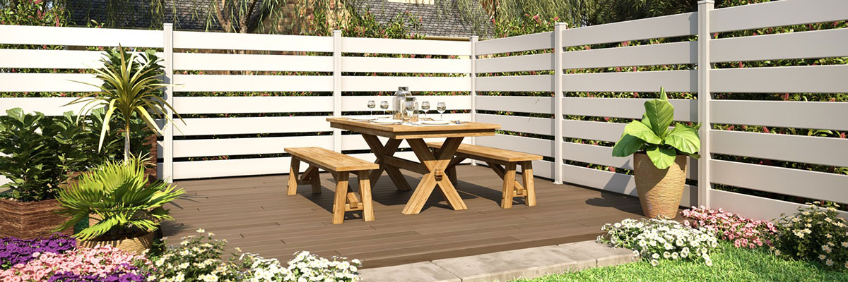 Brise vue design pour un jardin : pensez au bois !