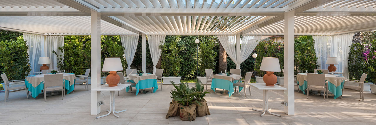 pergola-bioclimatique-restaurant-ke 