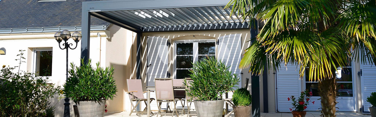 pergola-lames-perpendiculaires