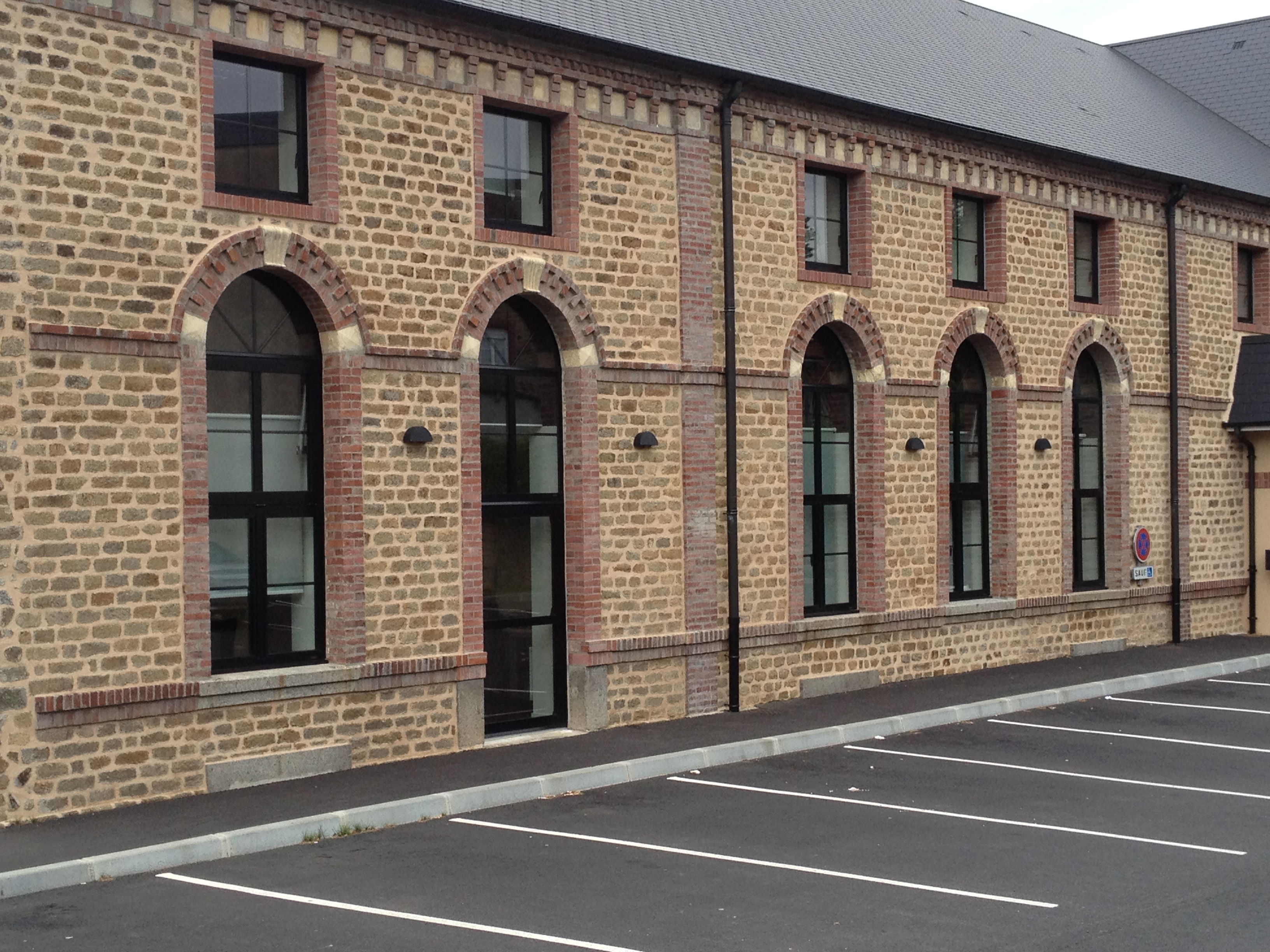 menuiseries installés à Flers par Société Quenechdu, adhérent Komilfo dans l'Orne (61)