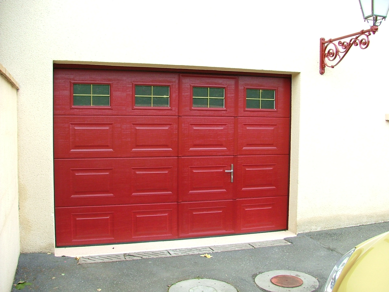 Porte de garage portillon - Komilfo Calvados Société Quenechdu