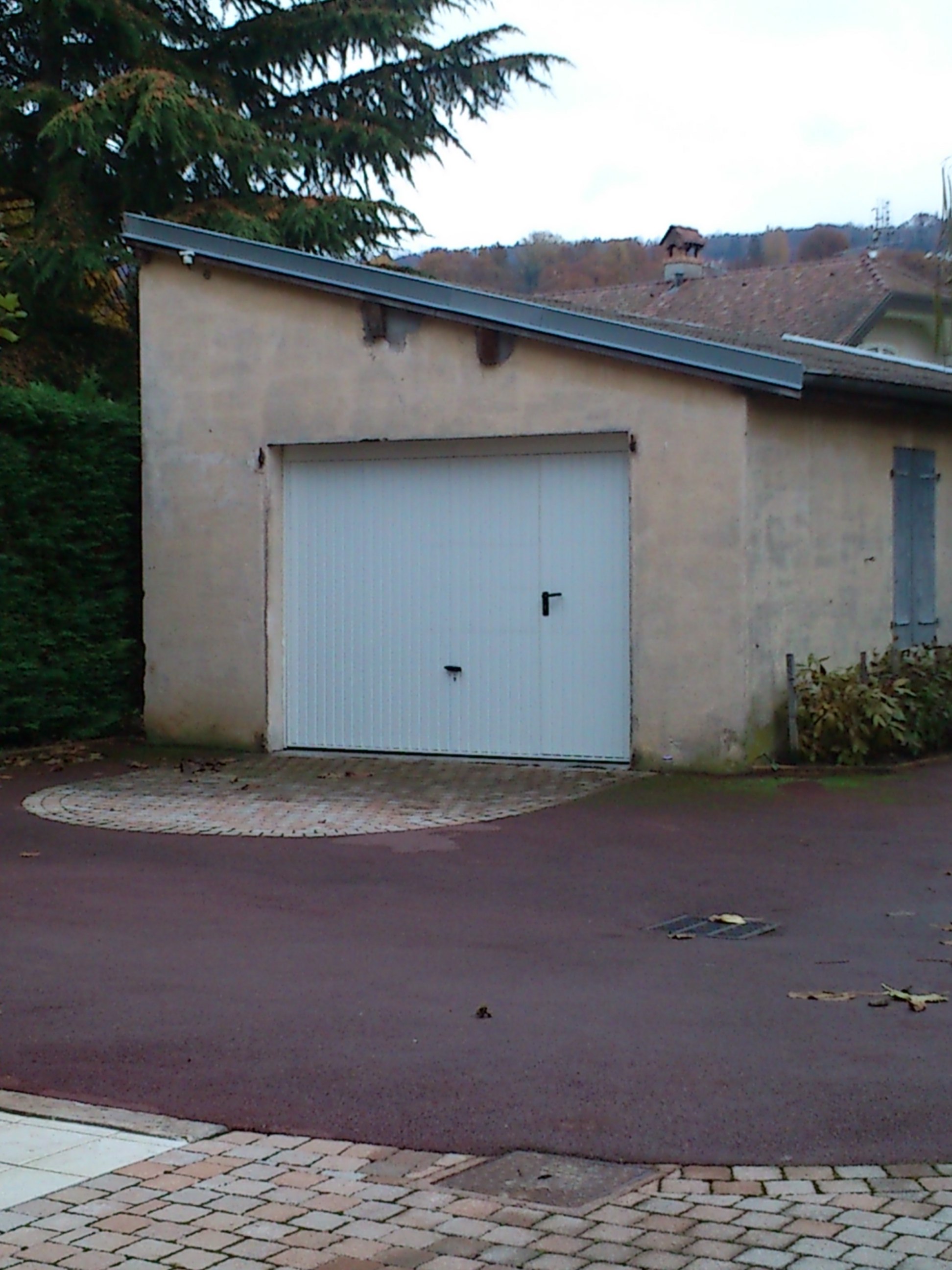 Porte de garage basculante novoferm evian