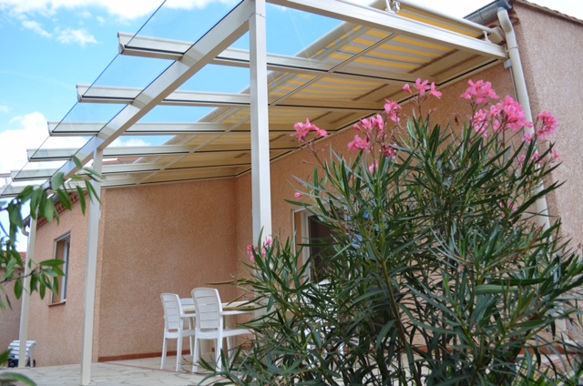 Oasis de verre à Sorède - Komilfo Herter à Argelès sur mer (66)