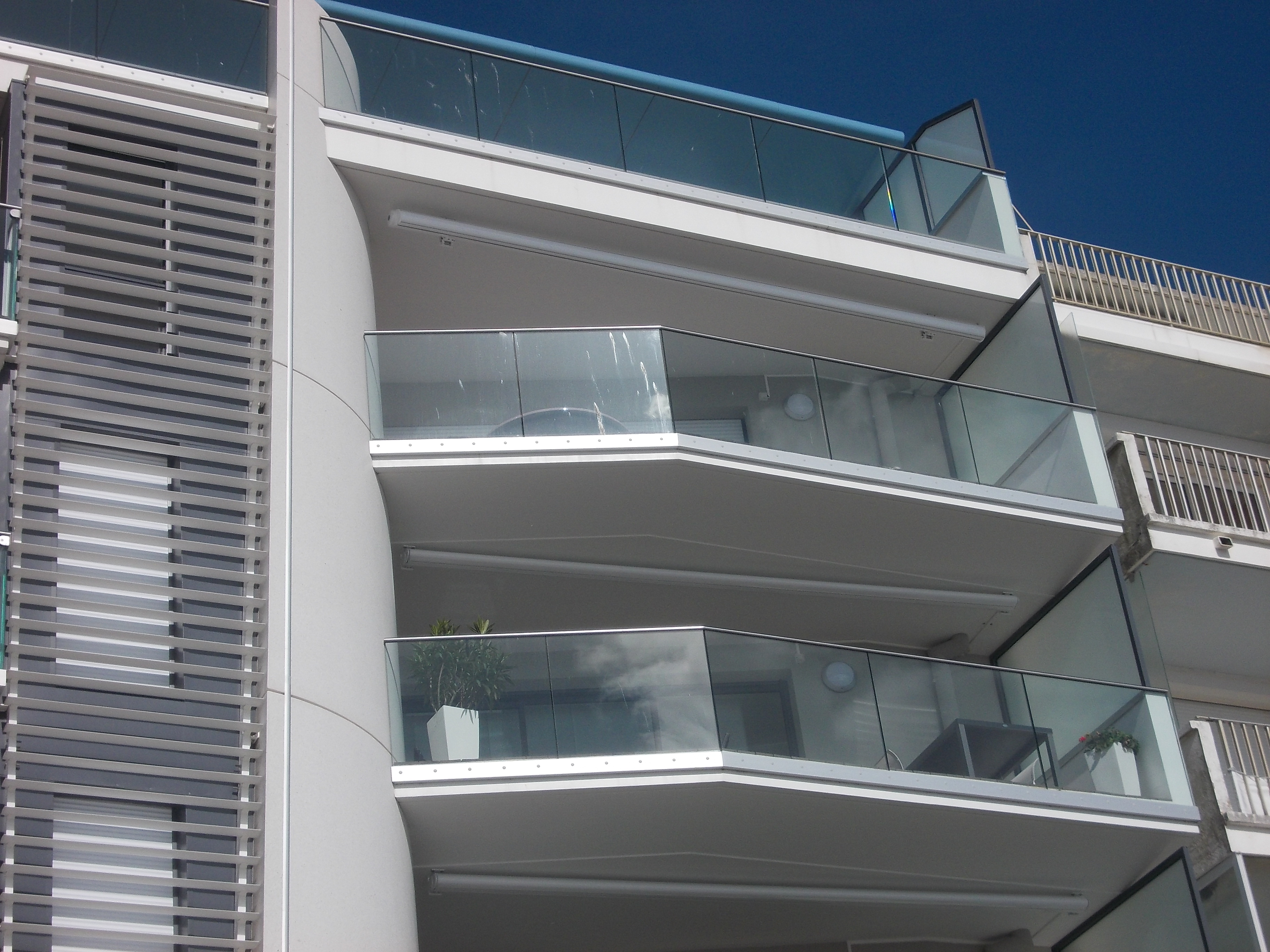 garde corps balcons d'immeubles