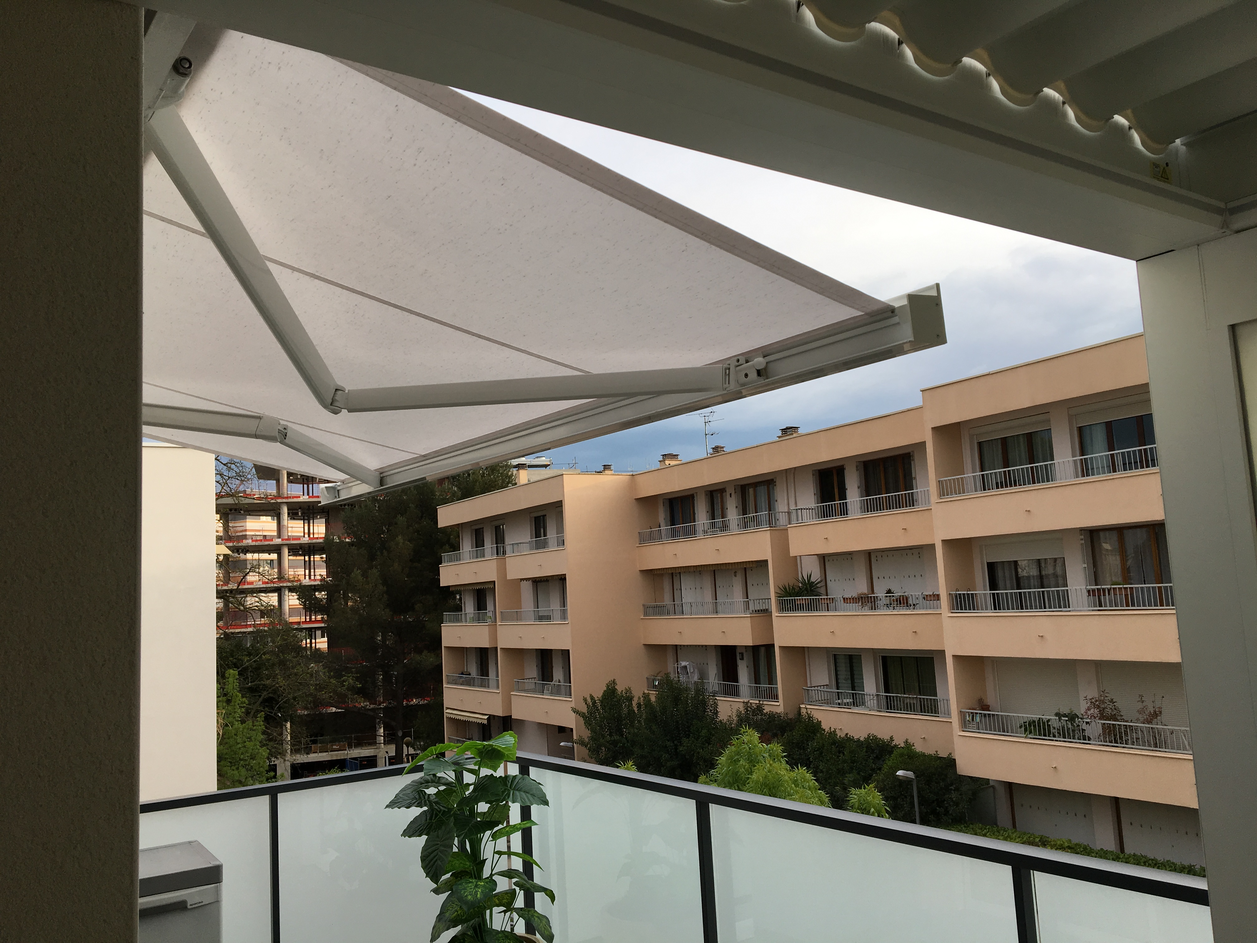 store banne pour balcon