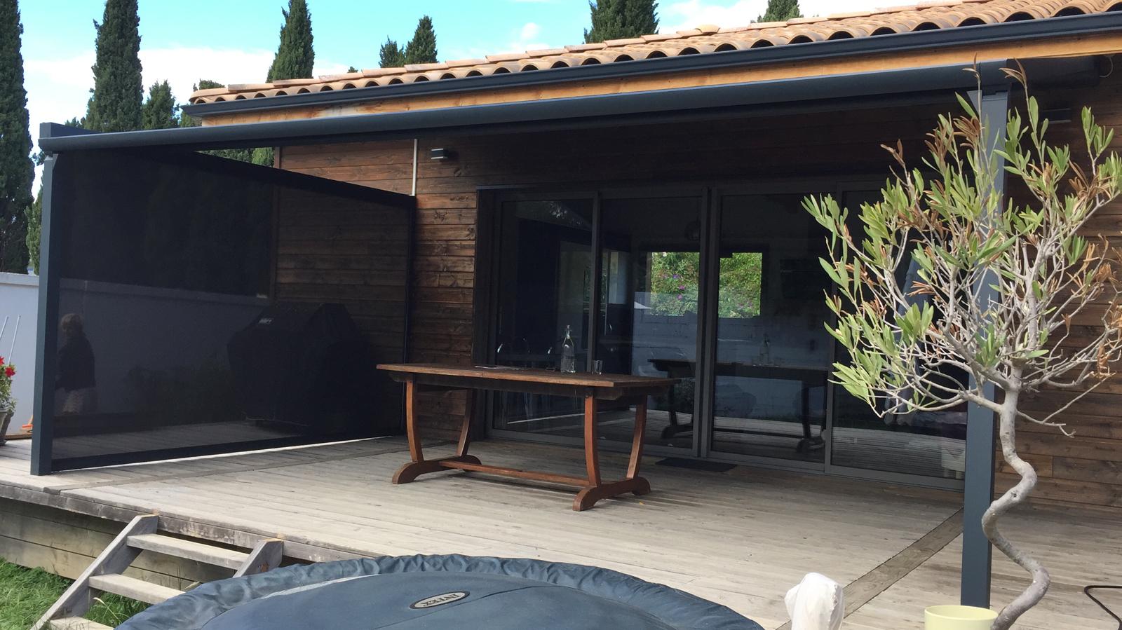 grande pergola avec store zip latéral